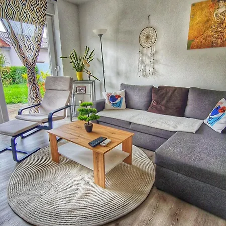 Daire Simona's Place-free Private Parking