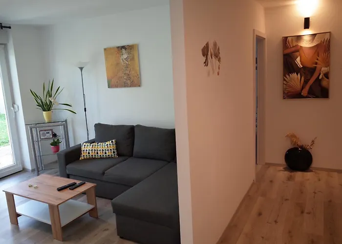 Simona's Place-free Private Parking *